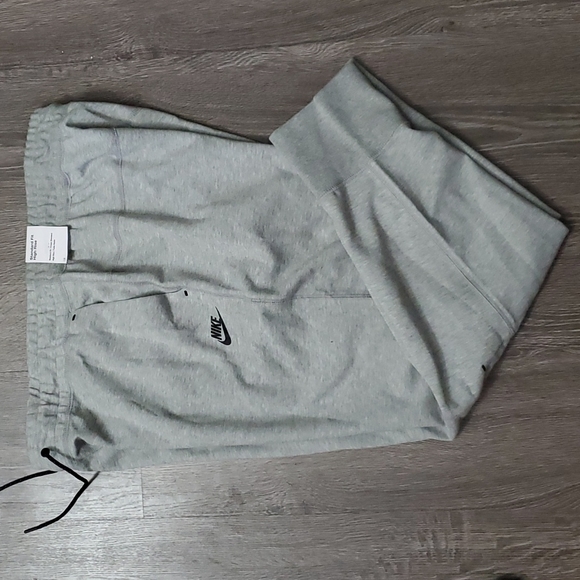 Nike Pants - Nike Sportswear Tech Fleece
